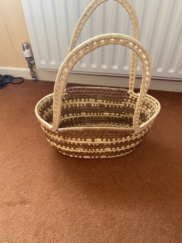 Unused wicker handbag - , basket