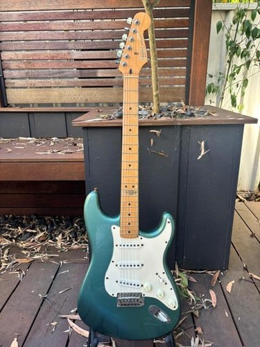 Fender stratocaster strat - stratocaster,
