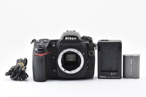 Good condition nikon d300s - good,