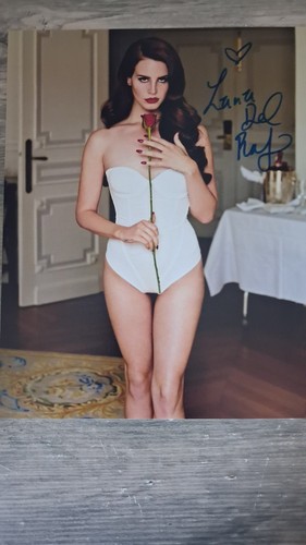 Lana del rey signed - signed, 8