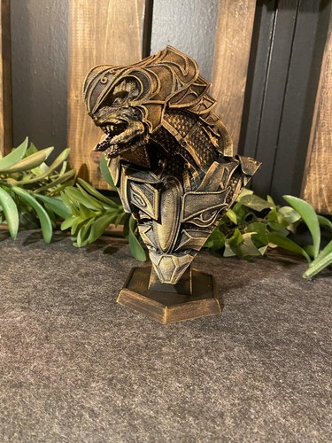 Halo arbiter statue - arbiter,