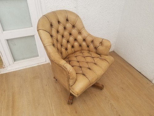 Vintage faded brown leather - faded,