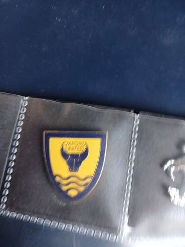 Oxford united badge - oxford,