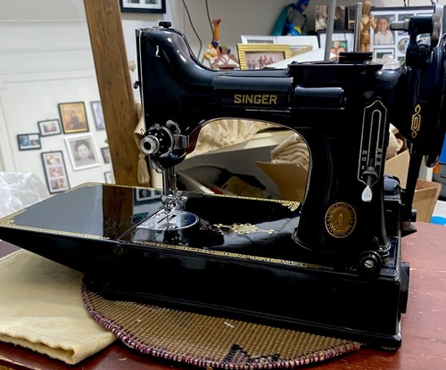 Singer featherweight 221 - singer,