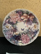 ‘Circle of love’ Floral