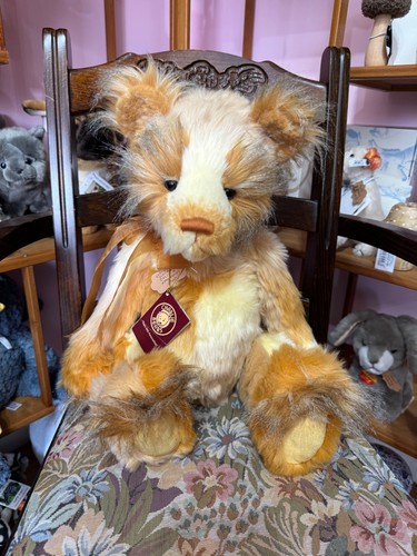 Charlie bears dink with - charlie,