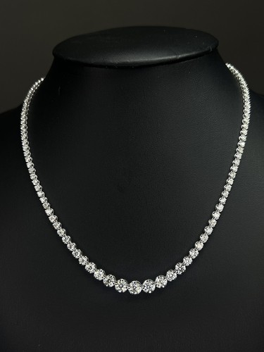 Stunning 88ct 100 natural - 7.88ct, 100%