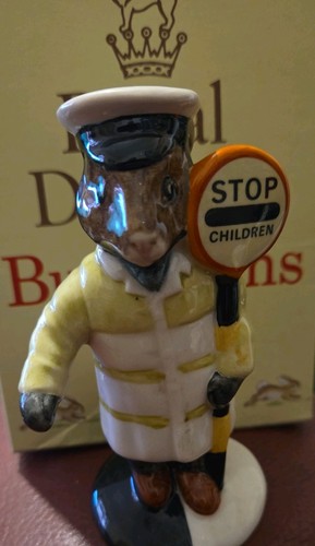 Lovely rare royal doulton - lovely,