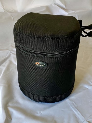 Lowepro padded lens case - padded,