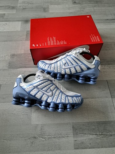 Size uk8 eur42 nike shox - eur42.5,