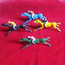 Vintage Chad Valley Escalado