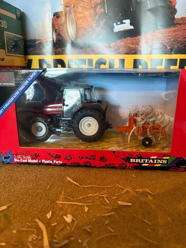 Britains ltd farm 43335 massey - britains,