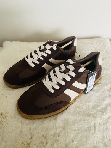 New look trainers - look,