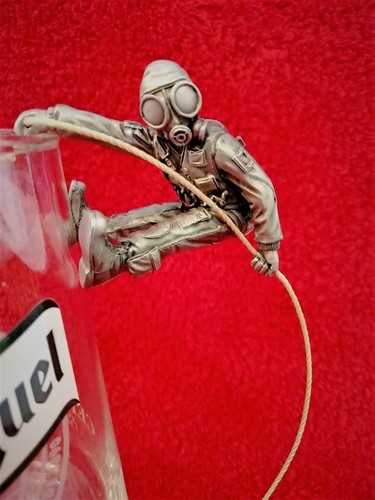 Pewter who dares wins sas - "who,