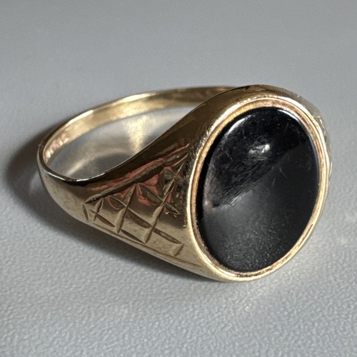 Gents 9ct yellow gold 375 - gold, oval
