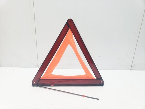 Audi emergency hazard - q5, 8r