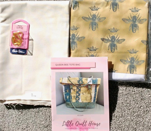Little quilt house queen - queen, bee