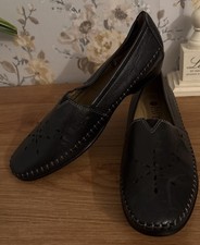 Pavers Navy Blue Leather Flat