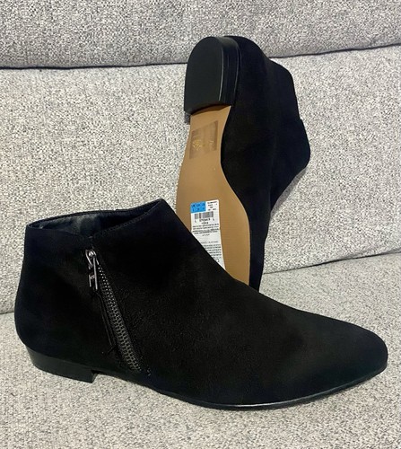 Nwt black flat ankle - black, boots