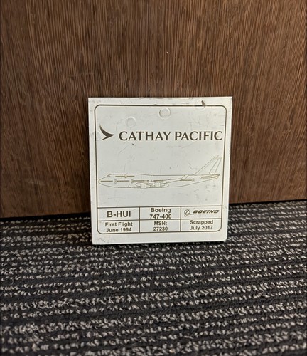 Cathay pacific boeing - cathay,