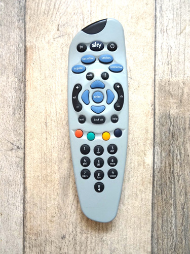 Genuine sky hd remote - +,