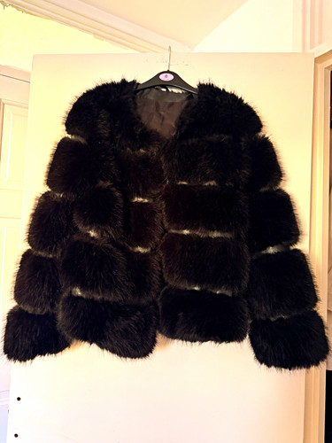 Women black faux fur - women’s, short