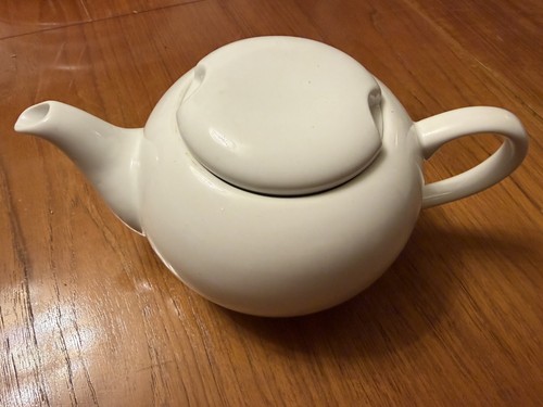 White basics tea pot - basics,