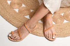 Ancient Greek style real