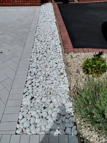 Ice white cobble - cobble, stones