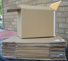 A4 filing  /moving Boxes  strong recycled with self adhesive sealing