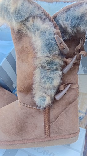 New women camel moccasins - new,