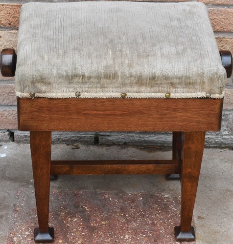 Heavy quality mahogany framed - quality,