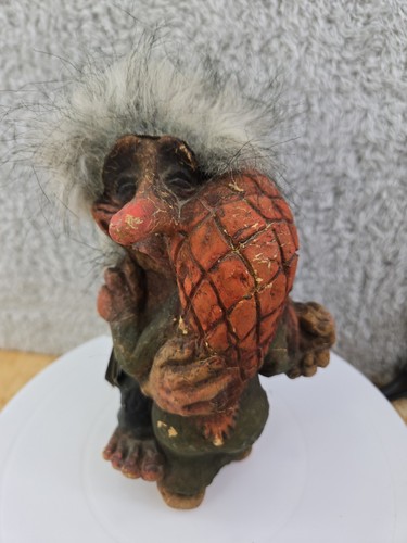 Vintage nyform trolls - vintage, dancing