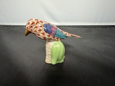 HEREND MINIATURE BIRD ON
