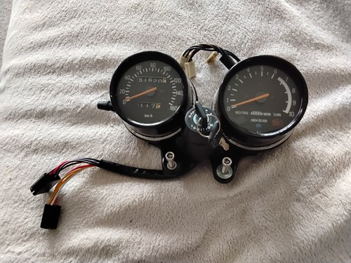 Yamaha 500 speedometer - 500,,