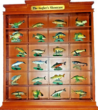 LOT OF 24 FIGURES + SHELF Anglers Showcase North American Game Fish Danbury Mint