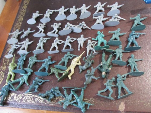 Plastic model soldier - plastic, large