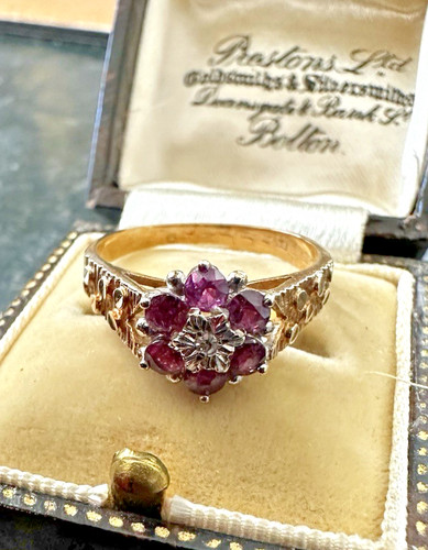 Antique boxed gold ruby - antique,