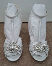 No.1 Jenny Packham Silver 'Perdita' Shoes With Jewels And Stiletto Heels Size 5