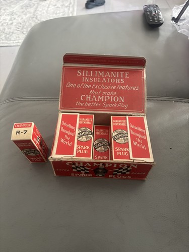 Vintage car champion - car, spark