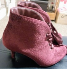 Burgundy Joe Browns Boots Size