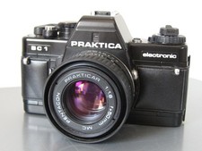 Praktica BC1  Camera c/w Macro Zoom Lens and Original Case - Spares/Repair