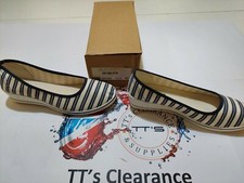 MUTO BLUE STRIPED WEDGE PUMPS