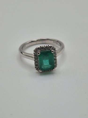 Emerald and diamond - halo, ring