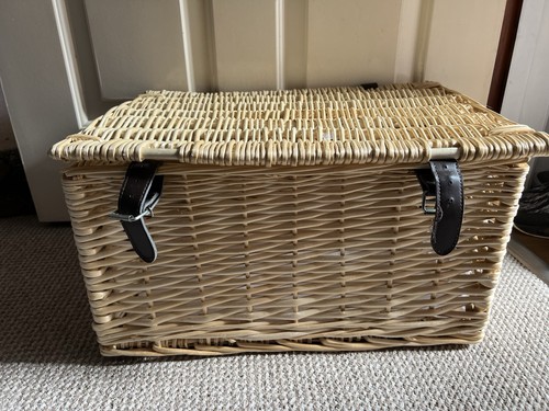 Wicker lidded storage basket - wicker,