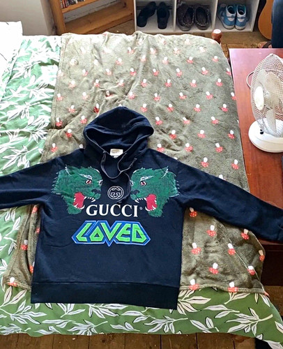 Gucci loved black - loved,