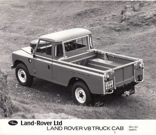 Land rover truck - v8, cab