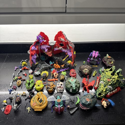 Vintage mighty max traps - vintage,