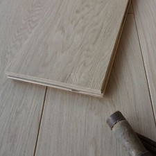 220mm Wide Prime Grade Engineered Oak Flooring / 6mm Top Oak Veneer / FSC EA22P