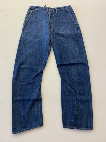 Levis red 1st - red, green